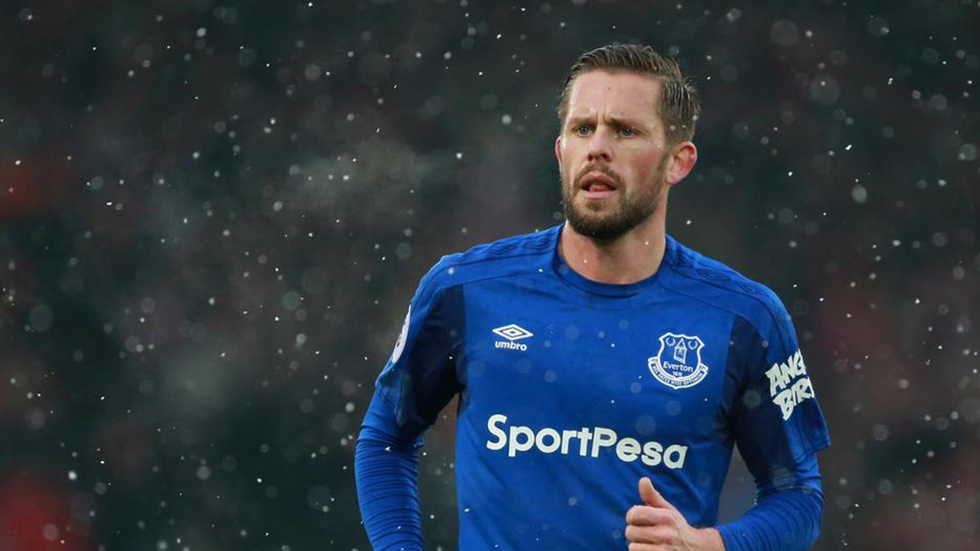 -莱万赛点兑现，俄克拉荷马城雷霆淘汰热刺晋级四强，主帅激动落泪